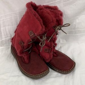 Women’s size 11 Born, maroon, lace up, fuzzy boots